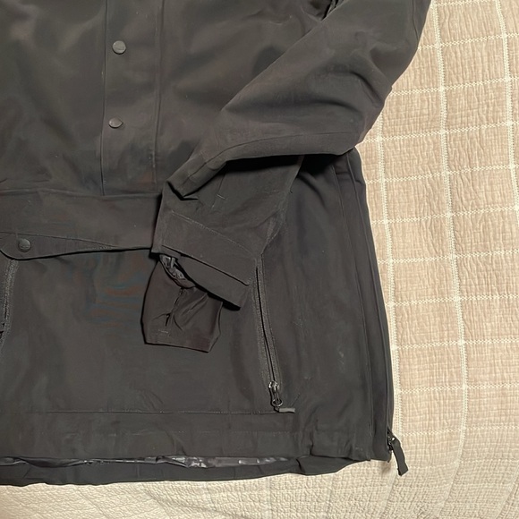 Oakley Pro Rider Series Anorak Women’s snowboard jacket M Black - Picture 3 of 9